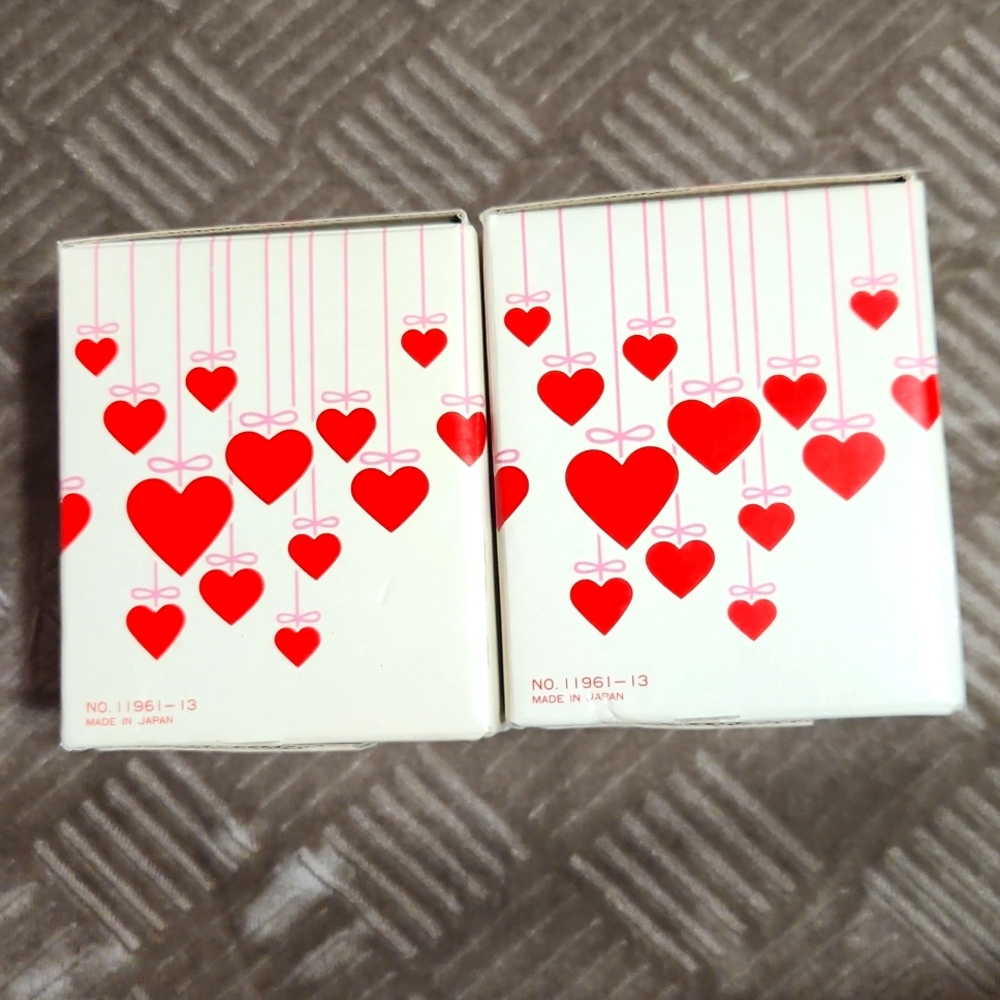 Heart Mugs Set if 2 from Mervyn's 1990's NIB - Picture 7 of 7